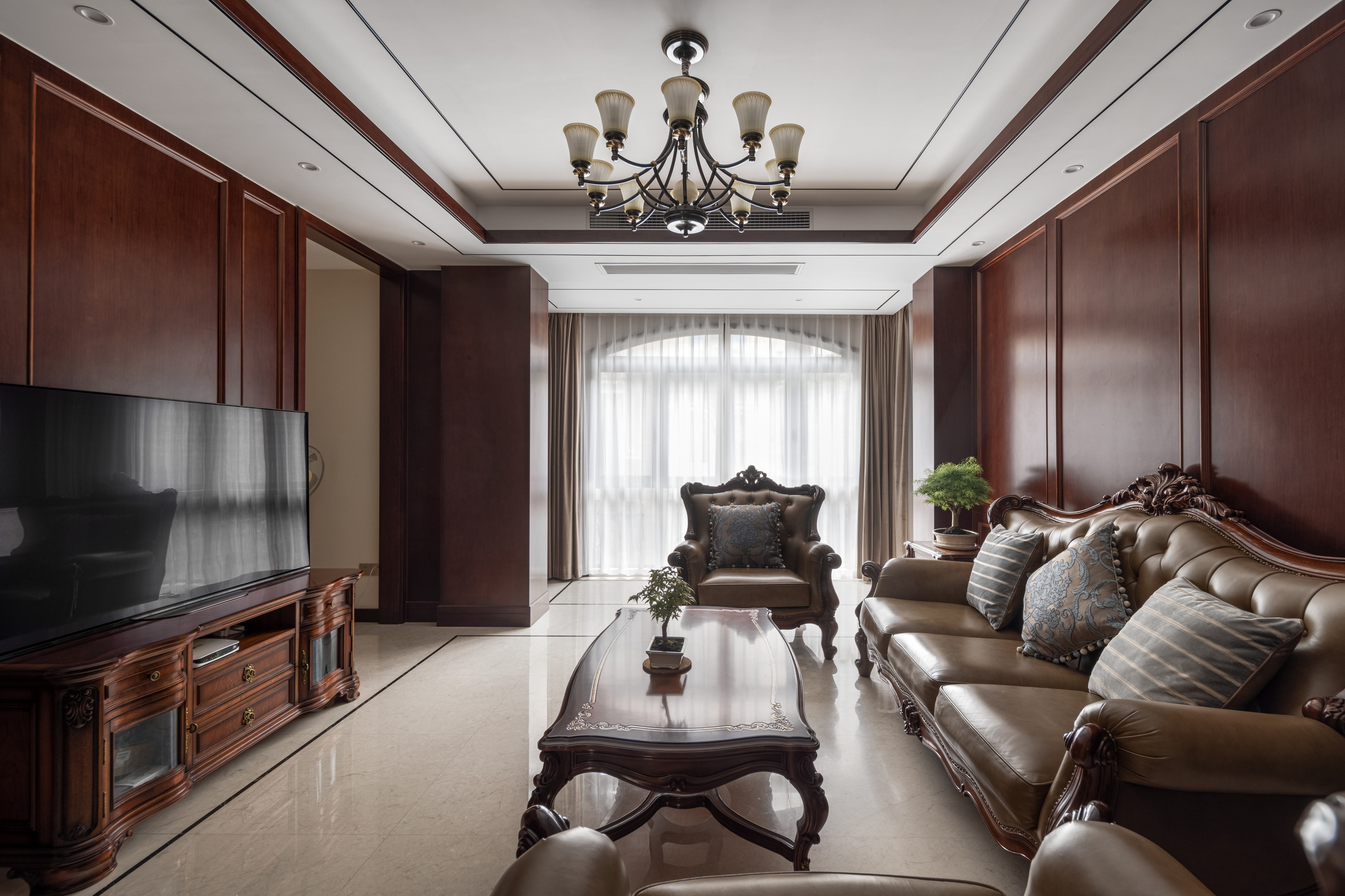 古色幽香，感知生活的無(wú)限美好 | 380㎡ 實(shí)景別墅